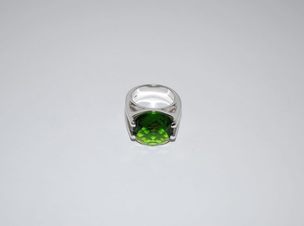 925s Ring gedigen rhodineret med facetteret med grøn cubisk zirconia. - Image 2