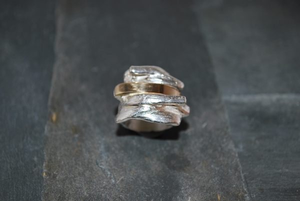 finsølv ring med guld bånd